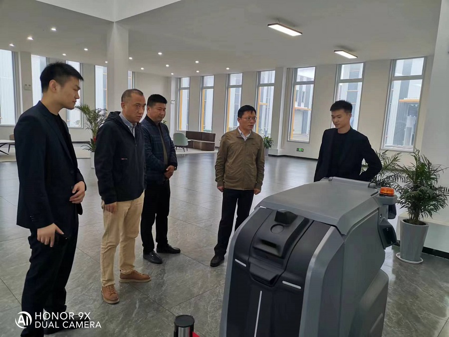 1669856176159574.jpg e8d719688d09e13ffb8612f0a501342.jpg